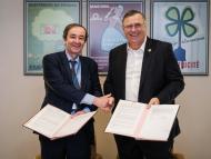 TotalEnergies signe avec EDF un partenariat de long terme pour sécuriser l'approvisionnement en électricité bas carbone de ses sites de Raffinage & Chimie en France