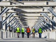 Opérateurs sur le terminal de liquéfaction Cameron GNL dans l'État de Louisiane aux États-Unis.